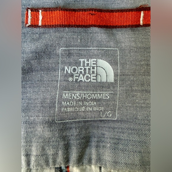 NWOT The North Face Plaid Button-Down Shirt L Red Gray Blue w Hidden Neck Pocket - Picture 3 of 15